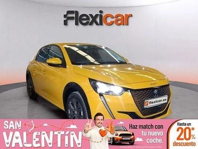 Usado Peugeot e-208 Allure 100 kW (136 CV) 2021 Amarillo Utilitario