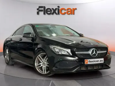 Usado Mercedes CLA200 136 CV (100 kW) 2017 Negro Coupe