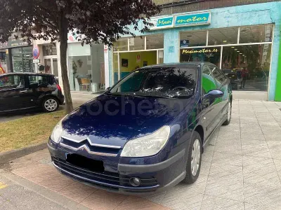 Usado Citroën C5 110 CV (80 kW) 2005 Azul Berlina