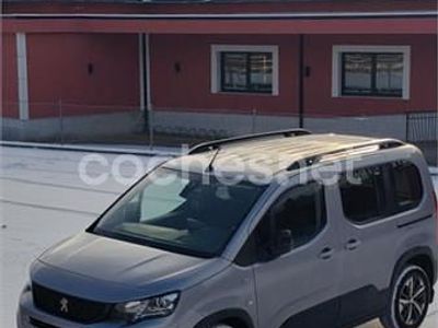 Usado Peugeot Rifter GT-line 130 CV (95 kW) 2019 Gris / plata Monovolumen