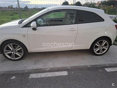 Usado Seat Ibiza SC Reference 105 CV (77 kW) 2009 Blanco Utilitario
