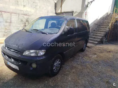 Usado Hyundai H-1 85 CV (62 kW) 1998 Verde Monovolumen