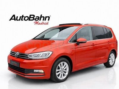 Usado VW Touran Sportline 150 CV (110 kW) 2017 Naranja Monovolumen