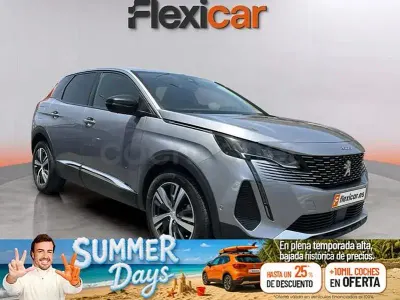 Usado Peugeot 3008 Allure 130 CV (95 kW) 2022 Gris / plata SUV