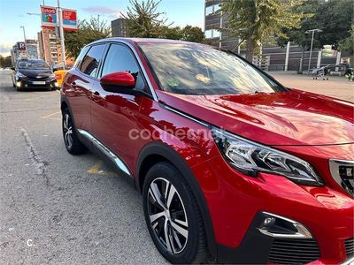 Usado Peugeot 3008 Allure 130 CV (95 kW) 2019 Granate SUV