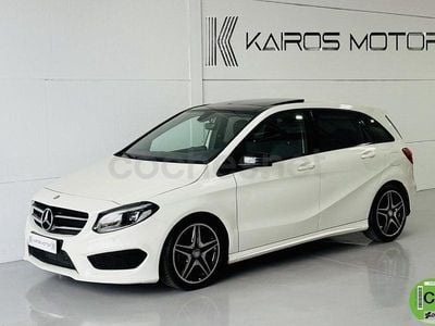 Usado Mercedes B200 AMG line 136 CV (100 kW) 2015 Blanco Monovolumen