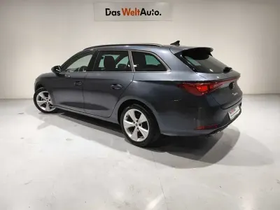Usado Seat Leon FR 150 CV (110 kW) 2024 Gris