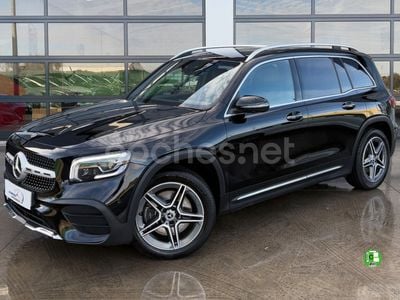 Mercedes GLB220
