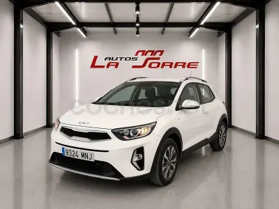 Usado Kia Stonic 79 CV (58 kW) 2024 Blanco SUV