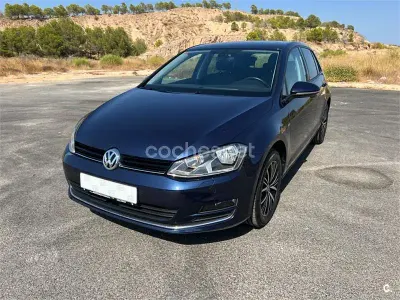 Usado VW Golf VII Edition 110 CV (80 kW) 2016 Azul Berlina