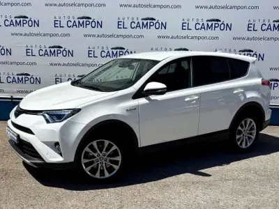 Usado Toyota RAV4 Hybrid Advance 197 CV (144 kW) 2017 Blanco SUV