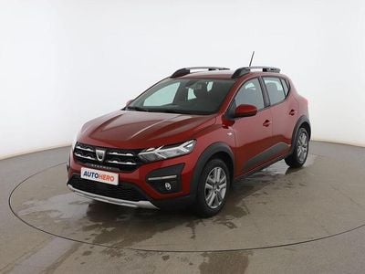 Rojo Usado 2022 Dacia Sandero Comfort Utilitario | 14.999 € (Un poco caro)