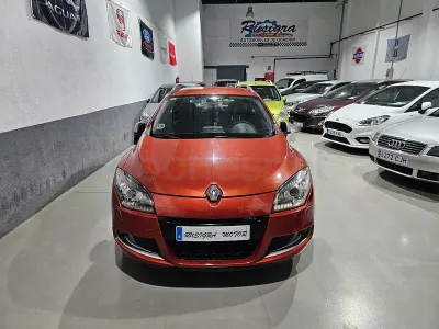 Używany Renault Mégane GrandTour GT 110 KM (80 kW) 2013 Czerwony Kombi