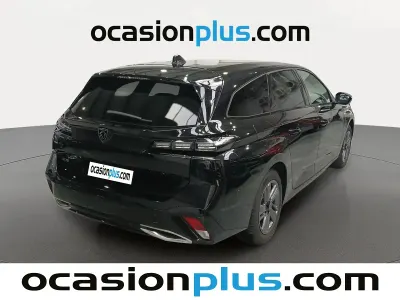 Usado Peugeot 308 Allure 130 CV (95 kW) 2024 Negro Familiar