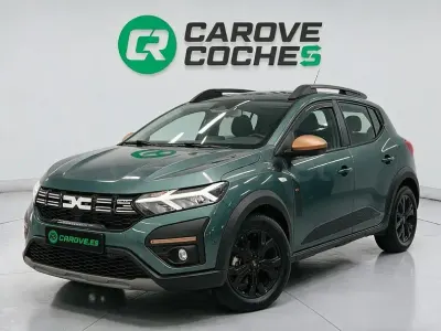 Usado Dacia Sandero Extreme 91 CV (66 kW) 2025 Verde Berlina