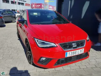 Usado Seat Ibiza FR 110 CV (80 kW) 2022 Granate Utilitario