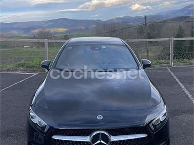 Usado Mercedes A180 122 CV (89 kW) 2019 Negro Berlina