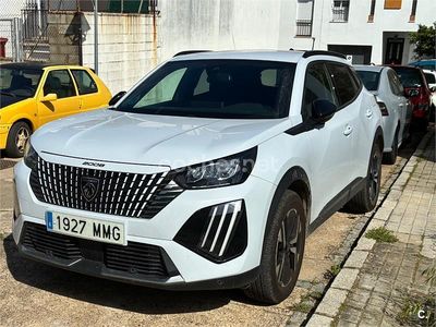 Usado Peugeot 2008 Allure 130 CV (95 kW) 2023 Blanco SUV