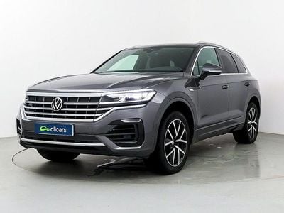 Usado VW Touareg Elegance 286 CV (210 kW) 2021 Gris / plata SUV
