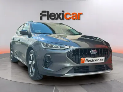 Usado Ford Focus Active 155 CV (114 kW) 2024 Gris Berlina