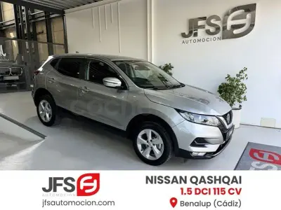 Usado Nissan Qashqai Acenta 115 CV (84 kW) 2020 Gris / plata SUV