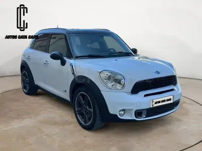 Begagnad Mini Cooper S Countryman 184 HK (135 kW) 2010 Vit SUV
