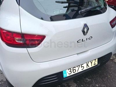 Usado Renault Clio IV Business 75 CV (55 kW) 2019 Blanco Berlina