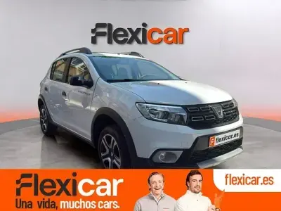 Usado Dacia Sandero Comfort 90 CV (66 kW) 2020 Blanco