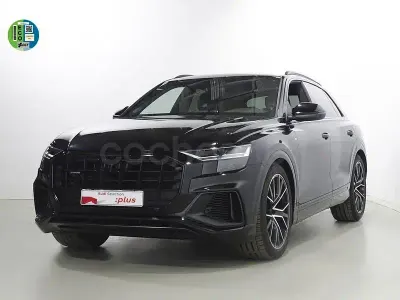 Usado Audi Q8 286 CV (210 kW) 2022 Negro SUV