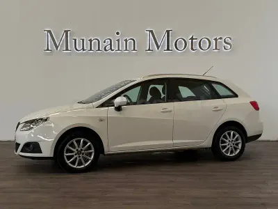 Usado Seat Ibiza ST Style 105 CV (77 kW) 2011 Blanco Familiar
