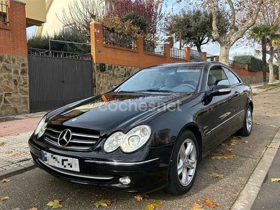 Negro Usado 2005 Mercedes CLK270 Avantgarde Coupe | 5500 € (Precio justo)