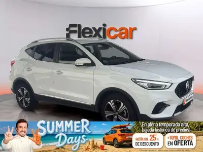 Usado MG ZS Comfort 106 CV (77 kW) 2023 Blanco SUV