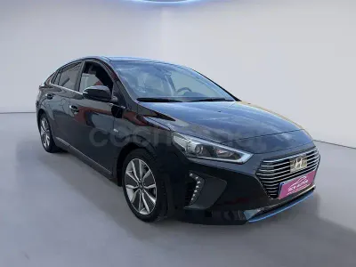 Usado Hyundai Ioniq 141 CV (103 kW) 2018 Negro Utilitario