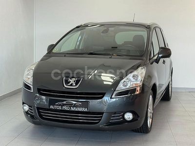 Gris / plata Usado 2010 Peugeot 5008 Sport Monovolumen | 5300 € (Precio justo)