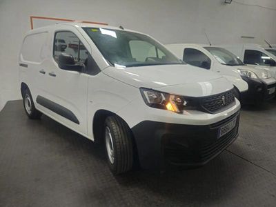Occasion Peugeot Partner Premium 100 ch (73 kW) 2022 Blanc Monospace