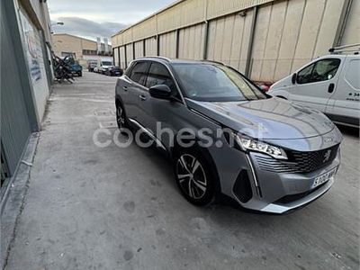 Usado Peugeot 3008 GT 130 CV (95 kW) 2023 Gris / plata SUV