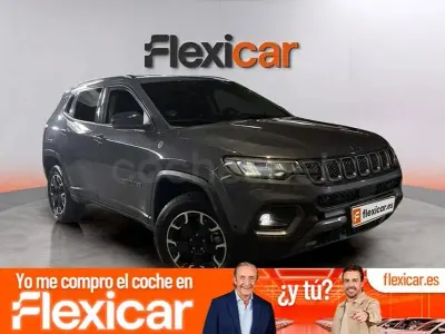 Usado Jeep Compass 240 CV (176 kW) 2022 Gris / plata SUV