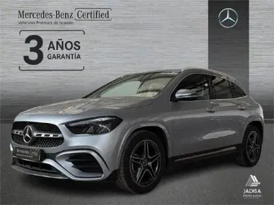 Usado Mercedes GLA200 163 CV (119 kW) 2025 Plata hightech SUV