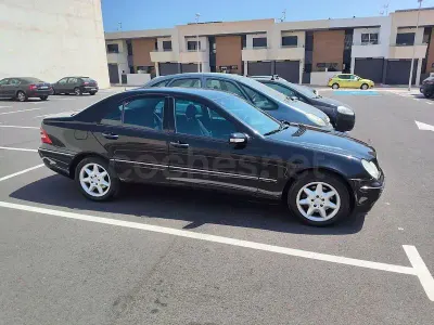 Usado Mercedes C270