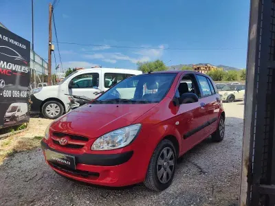 Usado Hyundai Getz 66 CV (48 kW) 2006 Rojo Utilitario