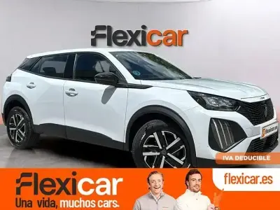 Usado Peugeot 2008 Active 100 CV (73 kW) 2023 Blanco SUV