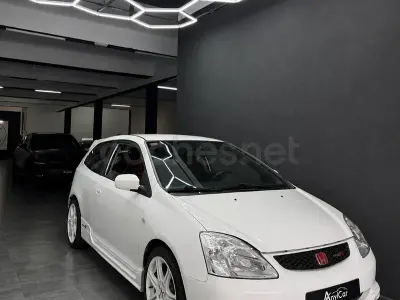 Usado Honda Civic Type R 200 CV (147 kW) 2002 Blanco Berlina