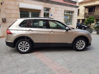 Usado VW Tiguan Edition 125 CV (91 kW) 2017 Beige SUV