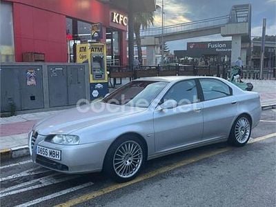 Usado Alfa Romeo 166 220 CV (161 kW) 2004 Gris / plata Berlina