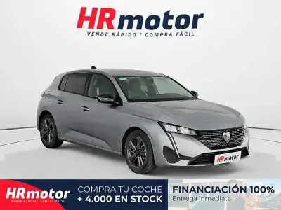 Usado Peugeot 308 Allure 130 CV (95 kW) 2024 Gris / plata Berlina