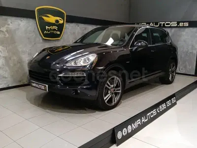 Käytetty Porsche Cayenne 245 HP (180 kW) 2013 Musta Katumaasturi