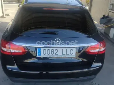 Usado Mercedes 200 75 CV (55 kW) 1993 Negro Familiar
