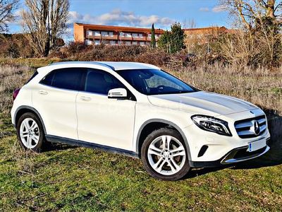 Usado Mercedes GLA200 156 CV (114 kW) 2016 Blanco SUV