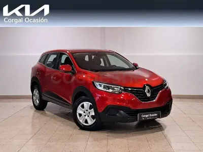 Usado Renault Kadjar Life 130 CV (95 kW) 2016 Rojo SUV