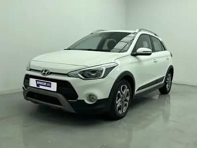 Blanco polar white psw Usado 2020 Hyundai i20 Active Berlina | 14.890 € (Precio justo)